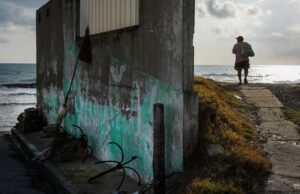 O derramamento de óleo representa uma ameaça econômica para os pescadores no Golfo do México
