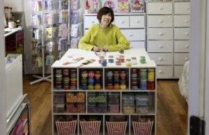 Artistas de Los Angeles transformam areia colorida em arte extravagante (e kits sunae)