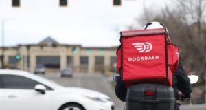 DoorDash utiliza milhões de mensageiros para treinar inteligência artificial