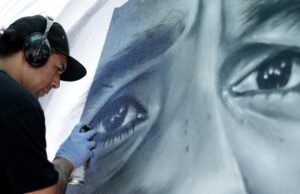 Cobrindo murais, removendo estátuas: erradicação de Cesar Chavez em andamento na Califórnia