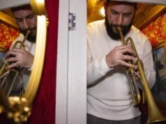 DTLA tem um novo teatro – em uma caixa elétrica falsa