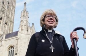 Uma médica oncológica que se tornou arcebispa comemorou sua eleição como a primeira mulher a liderar a Igreja da Inglaterra