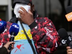 Colômbia investiga acidente de avião militar que matou 69 pessoas enquanto médicos encontram vítimas