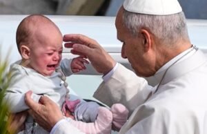 Papa Leão XIV rejeita alegações de que Deus justifica a guerra em sua mensagem na missa do Domingo de Ramos