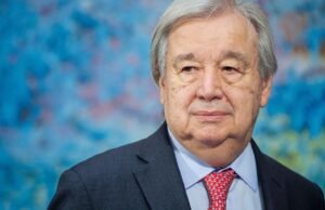 Chefe da ONU condena ataque EUA-Israel ao Irã em reunião de emergência