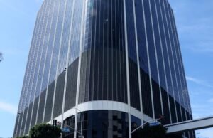Ex-funcionário acusado de esquema de lavagem de dinheiro LAUSD $ 22 milhões