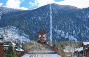 Tempestade no início da primavera traz neve na Califórnia e cai em Los Angeles