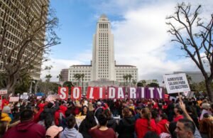 Sindicato dos professores de Los Angeles deve anunciar data de greve para protesto em massa na quarta-feira