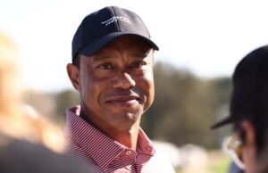 Tiger Woods retorna ao golfe competindo no TGL Championship