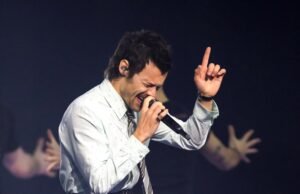 Harry Styles parece perdido em ‘Kiss All the Time’