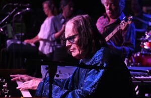 O tecladista do Ambrosia, Christopher North, morreu aos 75 anos