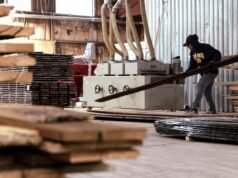 As empresas criaram 63.000 empregos em fevereiro, superando as expectativas