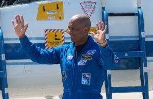 O nativo de SoCal está prestes a se tornar o primeiro homem negro a pousar na lua
