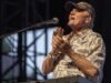 Bruce Johnston deixa os Beach Boys após 60 anos