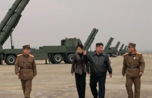 O líder norte-coreano Kim revisou o teste do sistema de lançamento de mísseis