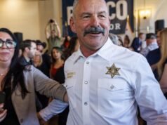 A State AG está levando o xerife do condado de Riverside ao tribunal por causa dos votos apreendidos