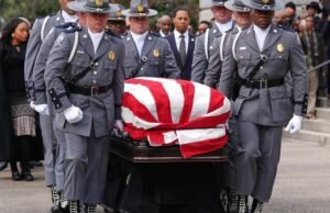 Rev. foi para casa na Carolina do Sul. Jesse Jackson permanecerá no estado