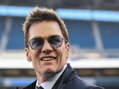 A ação do futebol com Tom Brady mudou-se para o BMO Stadium de Los Angeles