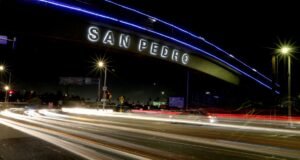 Candidato à Câmara Municipal de Los Angeles desiste da disputa após relatos de que esfaqueou menino de 12 anos