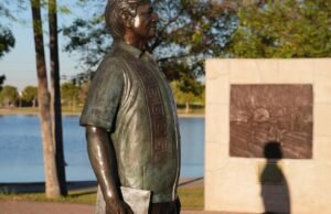 A corrida para limpar o nome de César Chávez já começou. Esses especialistas têm alguns conselhos