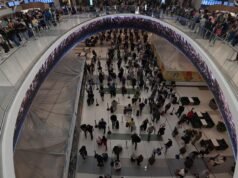 O Senado aprova financiamento para a TSA e a maior parte da Segurança Interna, mas não para a fiscalização da imigração