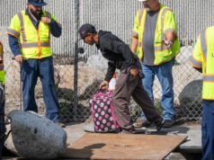 LA está tentando fechar o buraco onde as pessoas estão, quase trancando as pessoas dentro