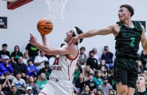 Pierce Thompson entrega uma grande cesta para enviar Harvard-Westlake à final regional