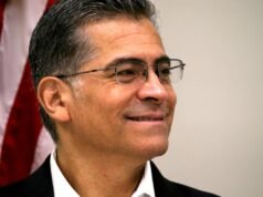 Becerra criticou USC e ABC por excluir candidatos negros dos debates governamentais