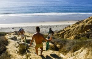 A praia de ‘nudismo’ de San Diego está forte quase 50 anos depois de ter sido proibida