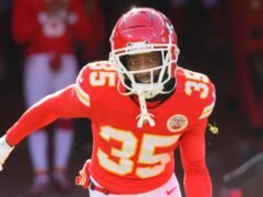 Rams concorda com os termos do ex-chefe da tribo Jaylen Watson