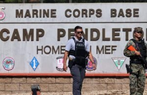 Falha rara envia destroços para rodovia perto de Camp Pendleton, dizem relatórios