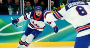 Proprietário de um disco de hóquei de US$ 1 milhão que ganhou uma medalha de ouro olímpica dos EUA na disputa