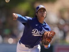 Como Shohei Ohtani se saiu em seu primeiro treinamento de primavera?