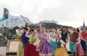 Em Paris, o novo chefe da Disney, D’Amaro, mostra o império que construiu