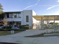 A morte de um estudante de Reseda, de 12 anos, que foi atingido por uma garrafa de água de metal durante um suposto incidente de bullying está sendo investigada como homicídio.