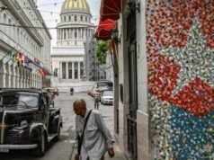 Enquanto os Estados Unidos ameaçam, os cubanos olham para o futuro, com esperança e receio