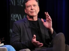 O Departamento de Justiça intimou Comey na investigação de conluio de Trump