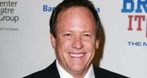 Jeff Webb, o ‘fundador da torcida moderna’, morreu aos 76 anos