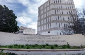 O xerife pediu às agências federais que investigassem a prisão de Los Angeles após a morte do preso