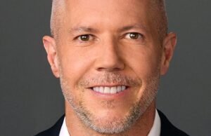 O veterano dos estúdios Disney, Paul Roeder, conseguiu um papel fundamental no gabinete de Josh D’Amaro