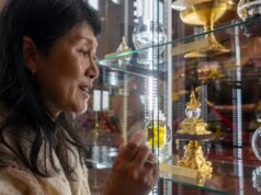 No templo budista Rosemead, relíquias inspiram fé