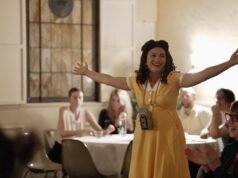 ‘5 Lesbians Eating a Quiche’ se torna uma experiência emocionante em Los Angeles