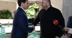 Quatro mortos em ataques comerciais na Rússia e na Ucrânia