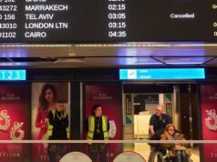 Dezenas de milhares de pessoas estão retidas no Médio Oriente, pois a guerra no Irão dificulta o regresso a casa