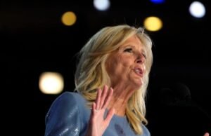 Jill Biden abre memorial sobre a decisão de Joe Biden de encerrar a tentativa de reeleição em 2024