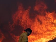 Quem fez a ligação para deixar o incêndio em Lachman? Sob juramento, funcionários da LAFD gastaram dinheiro