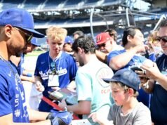 Mookie Betts e os Dodgers em modo de esperar para ver em relação às lesões