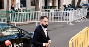 Ex-líder do PSOE garante que “nenhuma” das notas de 500, 200 ou 100 euros foi usada para cobrir despesas de Ábalos e Koldo