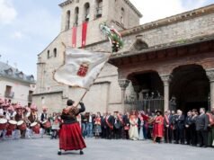 A cidade de Aragão com o seu mercado medieval anunciou o Festival da Administração Nacional para os turistas: cerca de 50.000 visitantes e um cenário único nos Pirenéus.