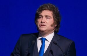 Milei, entre se vestir e contar até 2027